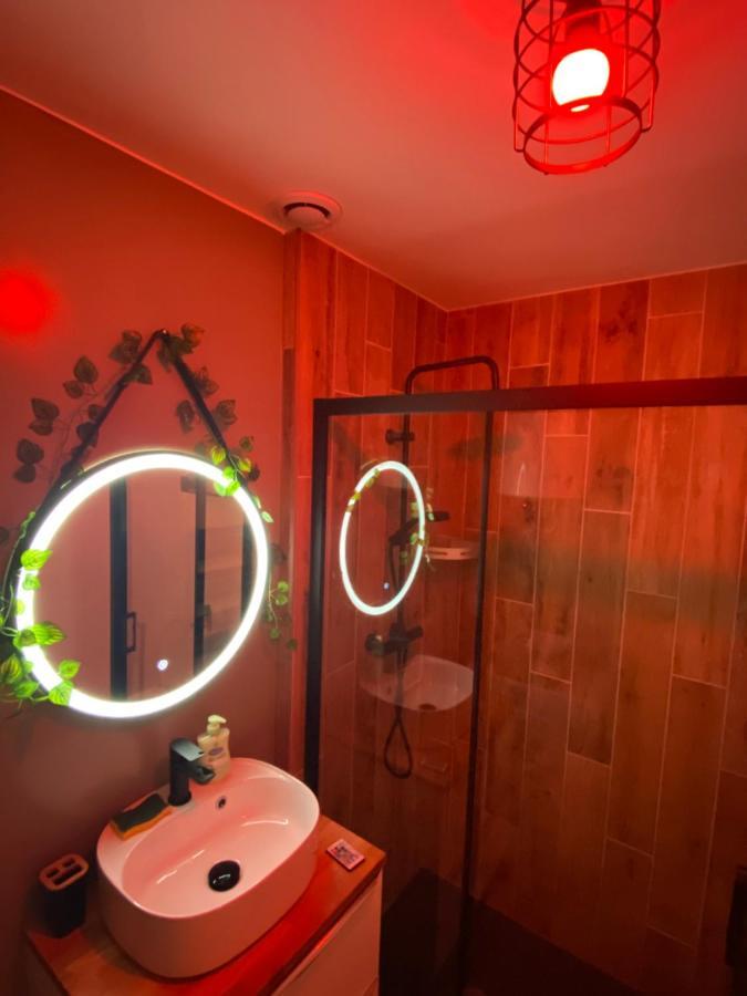 Super Appartement T2 Proche Gare Sens Extérieur photo